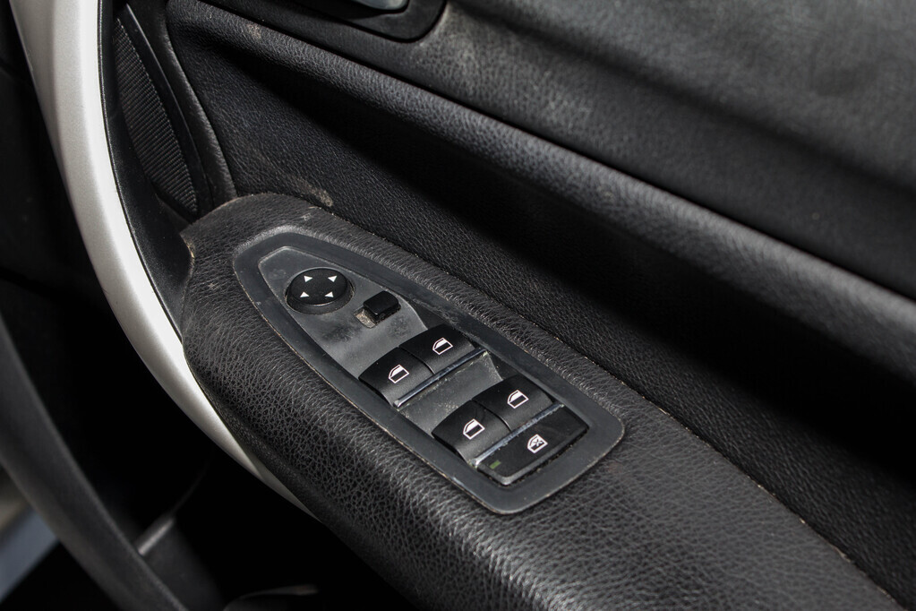 Thumbnail Image Thumbnail Image