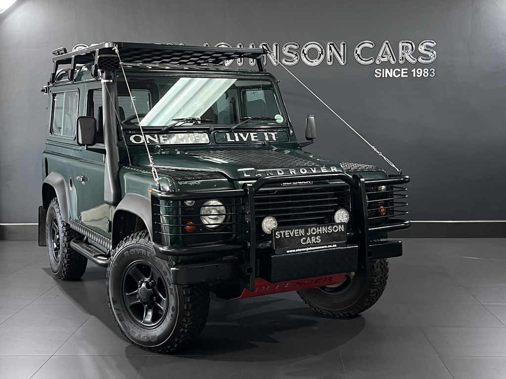 LAND ROVER DEFENDER 90