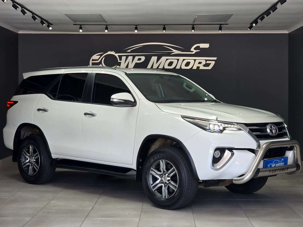 TOYOTA FORTUNER - Image 4
