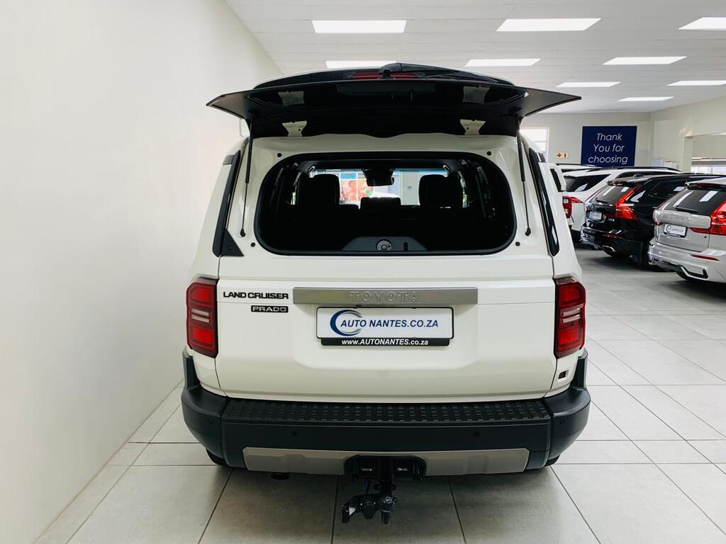 Thumbnail Image Thumbnail Image