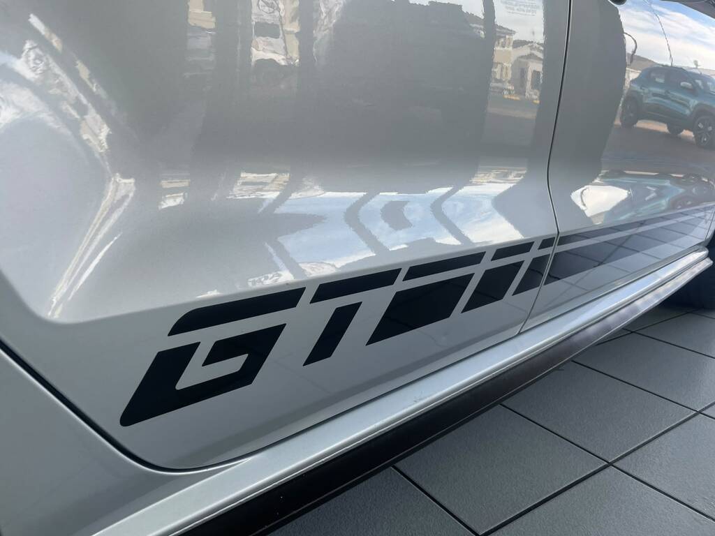 2021 VOLKSWAGEN POLO VIVO, Silver, 84000Kms, Manual, Hatchback, Petrol, R239 900, Worcester