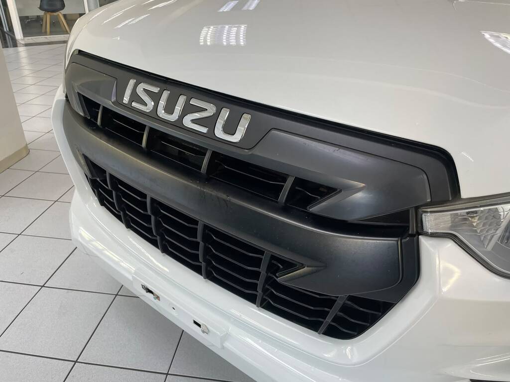 2023 ISUZU D-MAX, White, 167000Kms, Manual, Bakkie Double Cab, Diesel, R349 900, Worcester