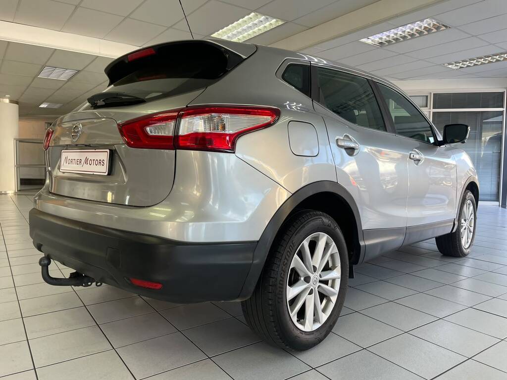 2018 NISSAN QASHQAI, Silver, 142000Kms, Manual, SUV, Diesel, R169 900, Worcester