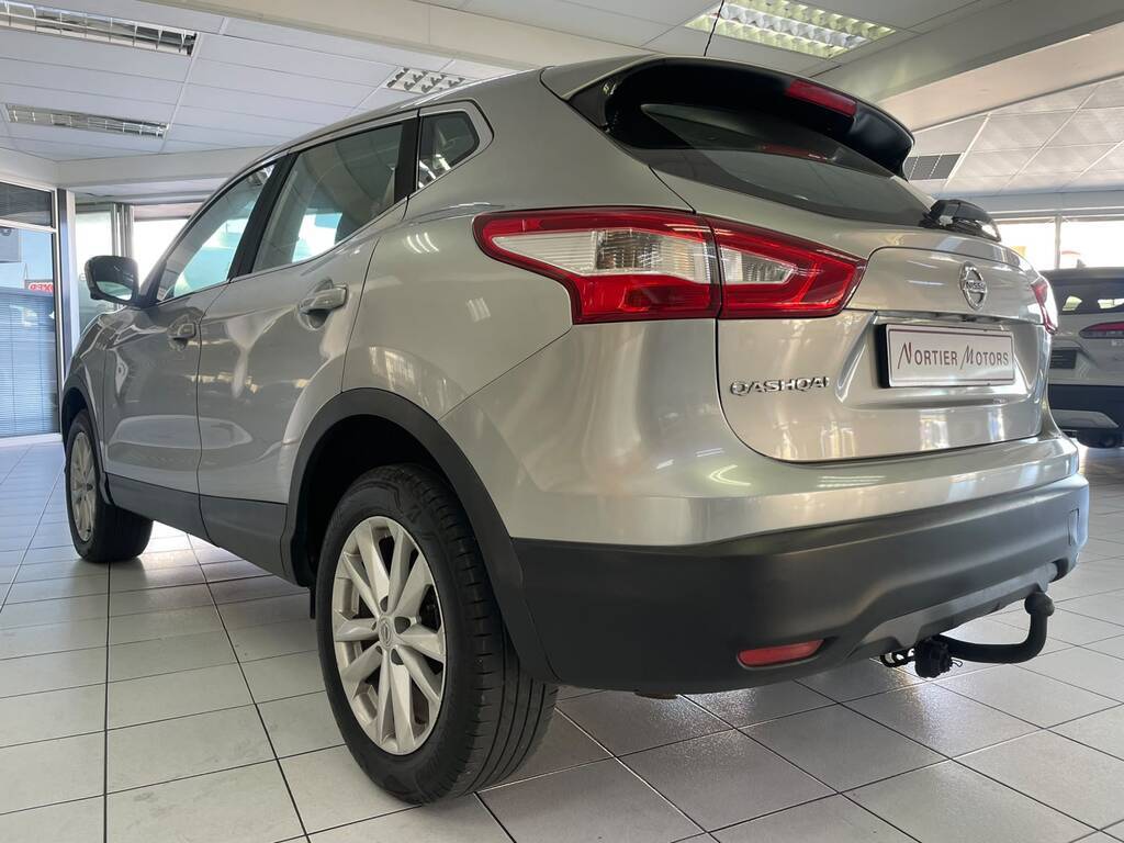 2018 NISSAN QASHQAI, Silver, 142000Kms, Manual, SUV, Diesel, R169 900, Worcester