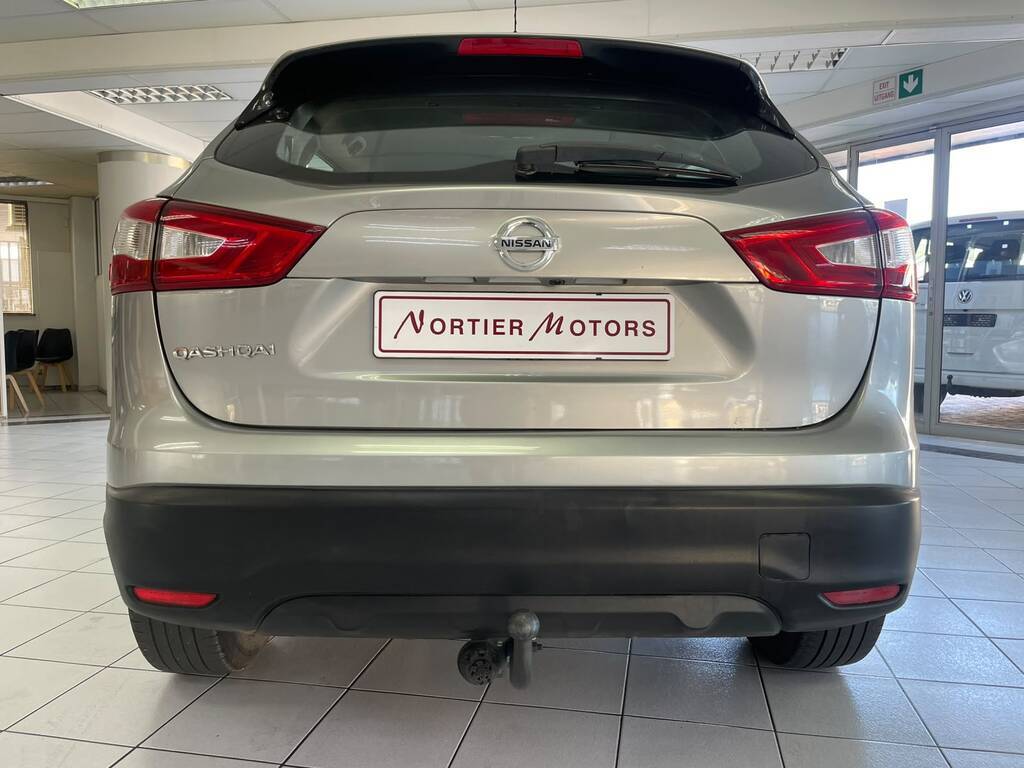 2018 NISSAN QASHQAI, Silver, 142000Kms, Manual, SUV, Diesel, R169 900, Worcester