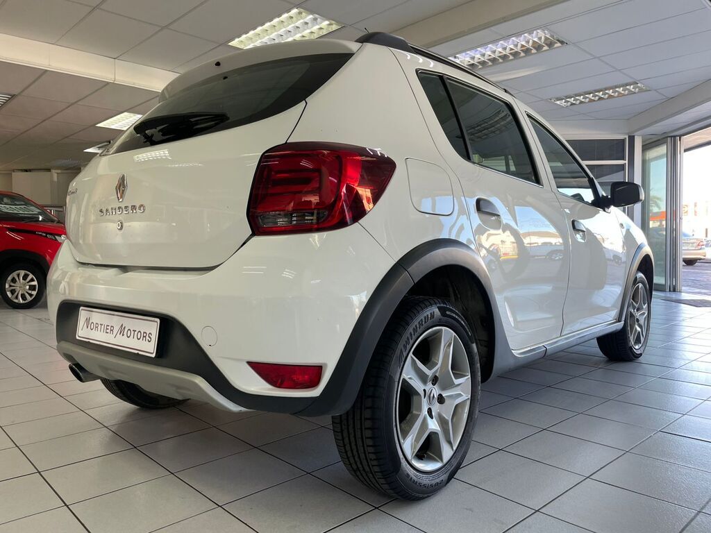 2018 RENAULT SANDERO, White, 120081Kms, Manual, Hatchback, Petrol, R139 900, Worcester