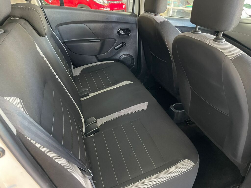 2018 RENAULT SANDERO, White, 120081Kms, Manual, Hatchback, Petrol, R139 900, Worcester