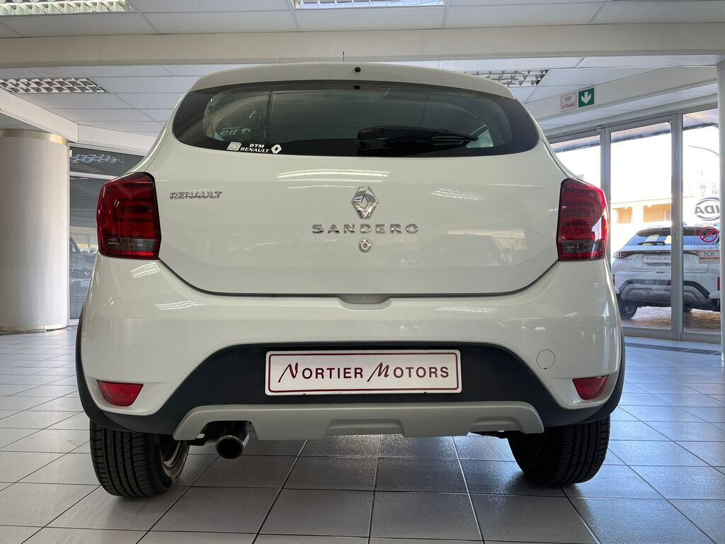 2018 RENAULT SANDERO, White, 120081Kms, Manual, Hatchback, Petrol, R139 900, Worcester