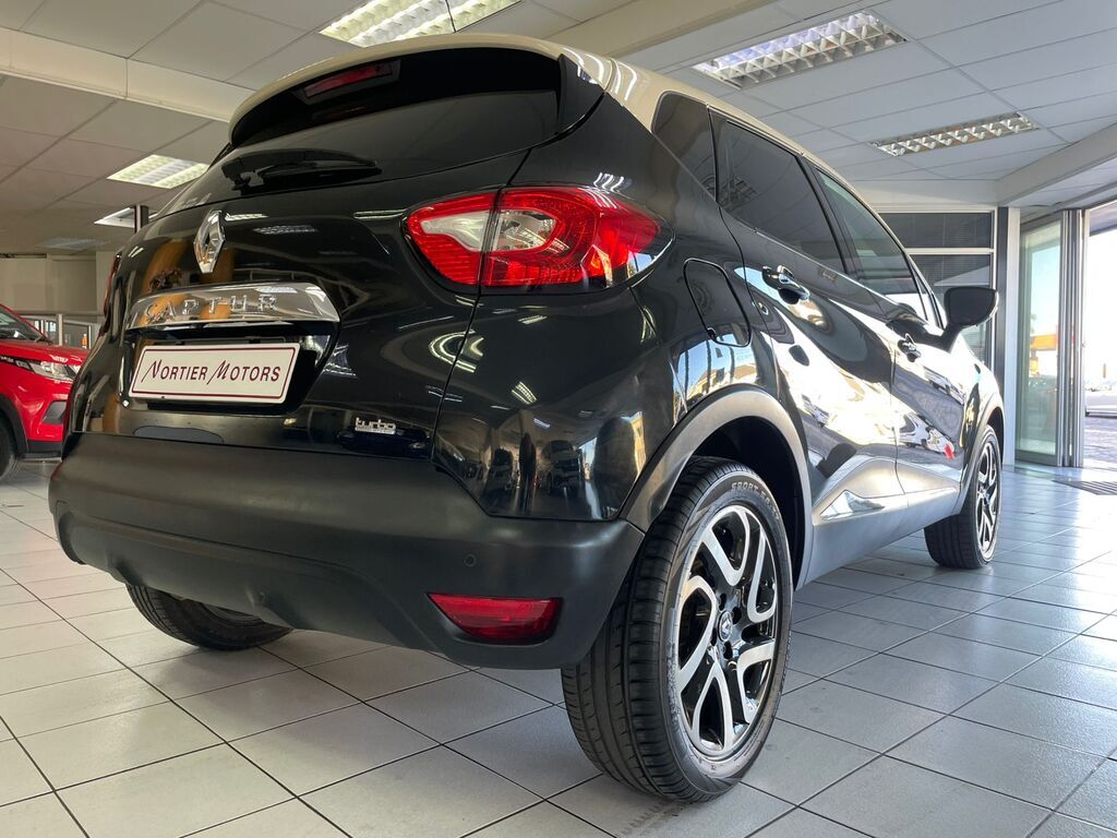 2017 RENAULT CAPTUR, Black, 89768Kms, Manual, Hatchback, Petrol, R169 900, Worcester