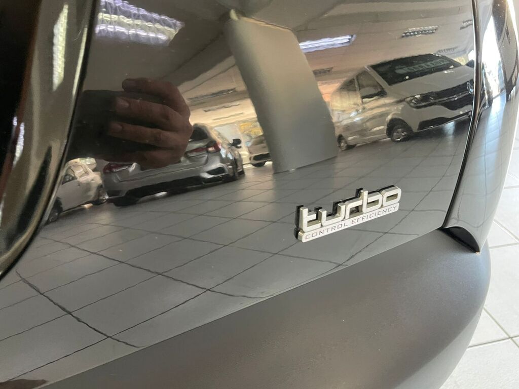 2017 RENAULT CAPTUR, Black, 89768Kms, Manual, Hatchback, Petrol, R169 900, Worcester