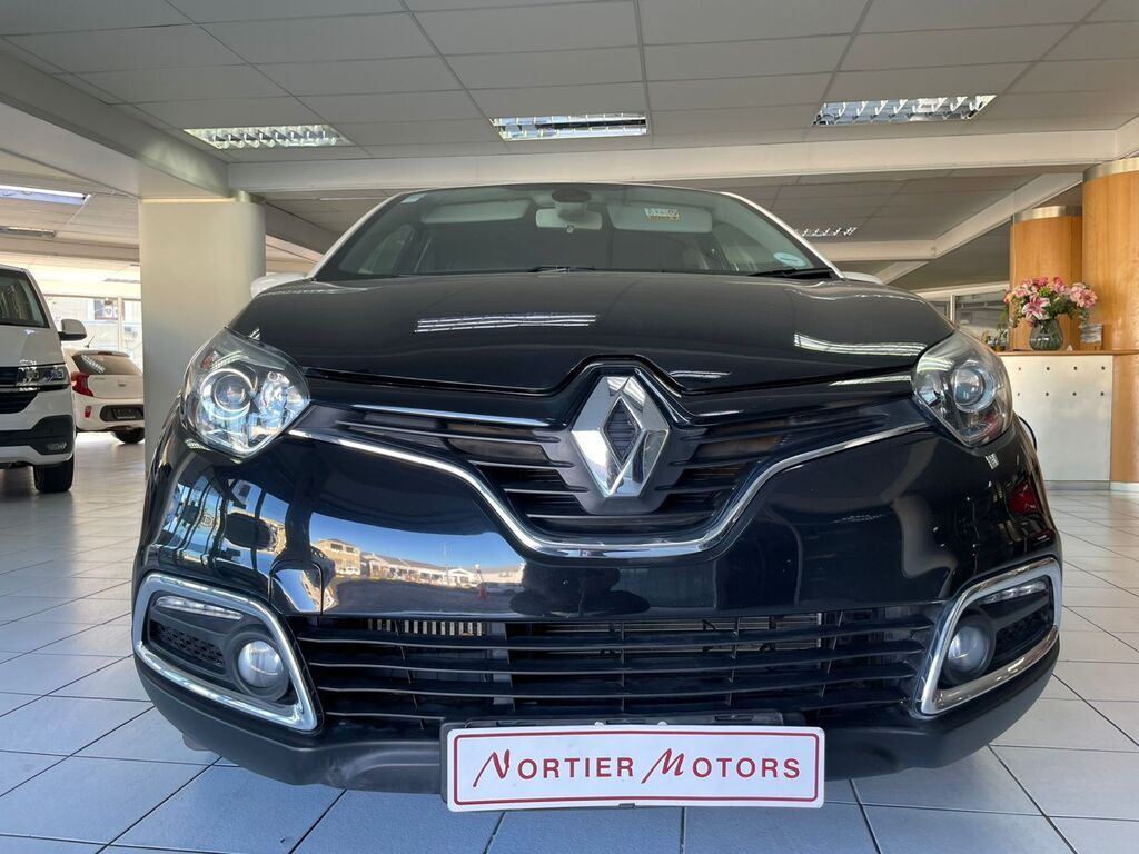 2017 RENAULT CAPTUR, Black, 89768Kms, Manual, Hatchback, Petrol, R169 900, Worcester
