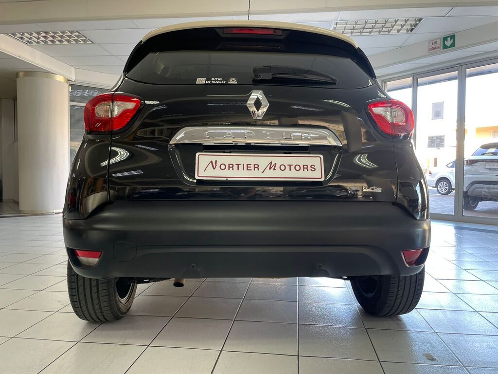 2017 RENAULT CAPTUR, Black, 89768Kms, Manual, Hatchback, Petrol, R169 900, Worcester