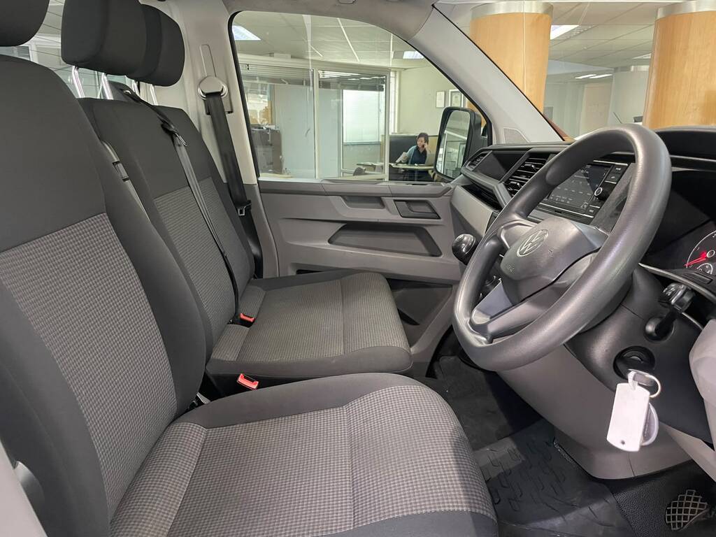 2023 VOLKSWAGEN TRANSPORTER, White, 241000Kms, Manual, Bakkie Single Cab, Diesel, R319 900, NORTIER MOTORS Worcester