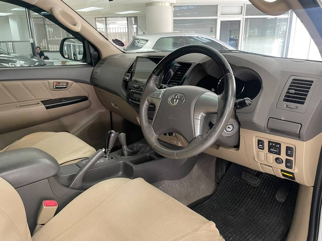 2011 TOYOTA FORTUNER, White, 143000Kms, Automatic, SUV, Petrol, R349 900, NORTIER MOTORS Worcester