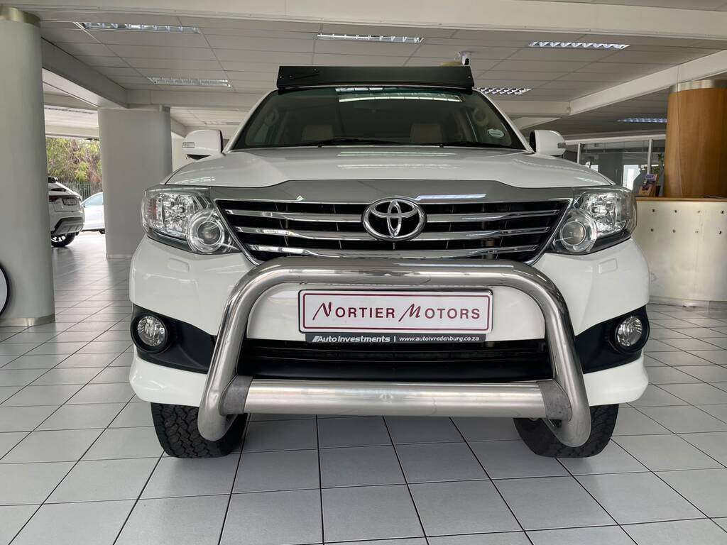 2011 TOYOTA FORTUNER, White, 143000Kms, Automatic, SUV, Petrol, R349 900, NORTIER MOTORS Worcester
