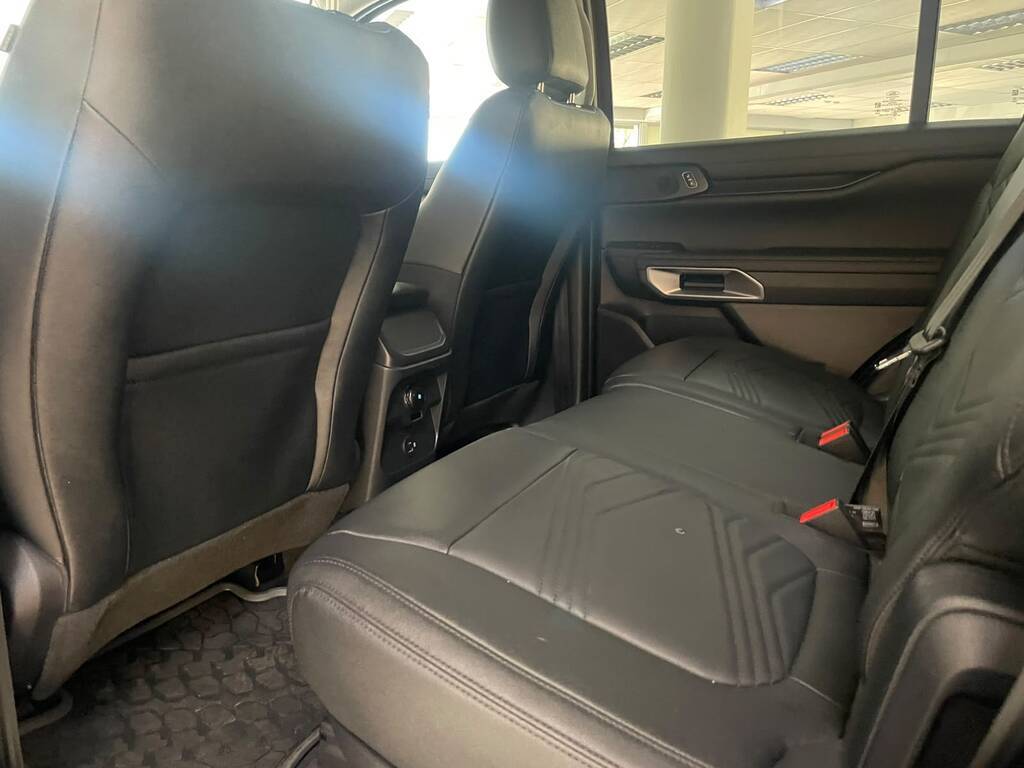 2024 FORD EVEREST, Burnt orange, 39700Kms, Automatic, SUV, Diesel, R679 900, NORTIER MOTORS Worcester