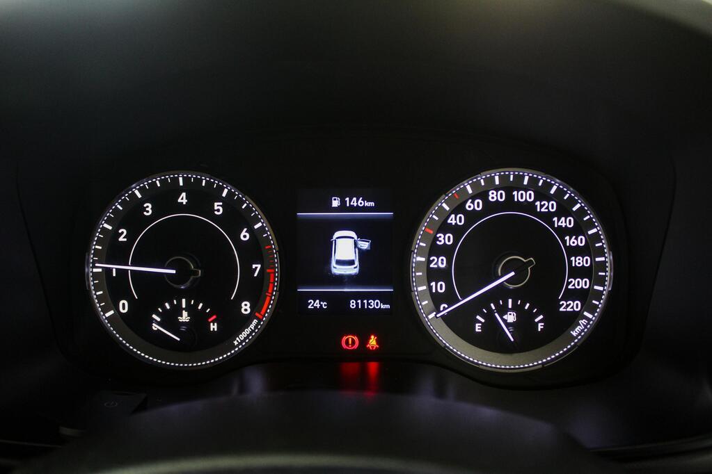 HYUNDAI VENUE - Image 13