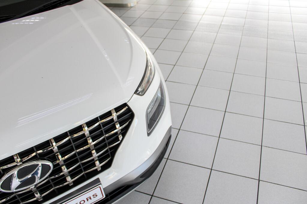 HYUNDAI VENUE - Image 7