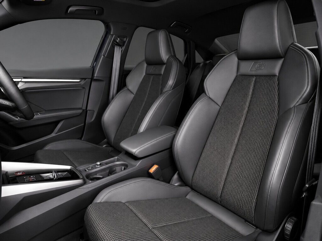 AUDI S3 QUATTRO STRONIC