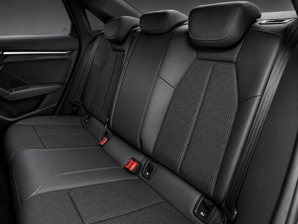 AUDI S3 QUATTRO STRONIC