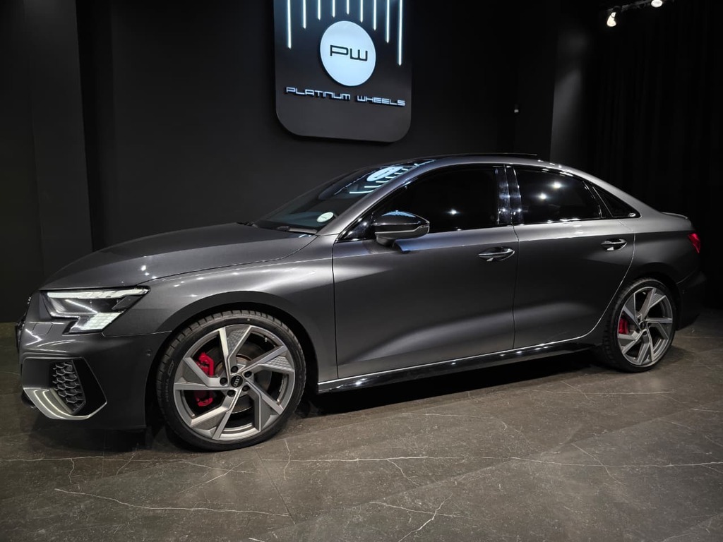 AUDI S3 QUATTRO STRONIC