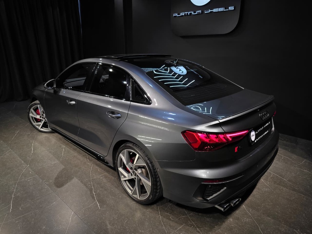 AUDI S3 QUATTRO STRONIC