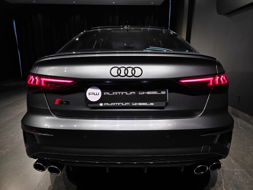 AUDI S3 QUATTRO STRONIC