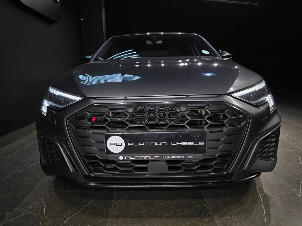 AUDI S3 QUATTRO STRONIC