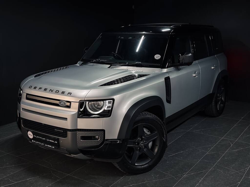 LAND ROVER DEFENDER 110 D300 SE X-DYNAMIC (221KW)