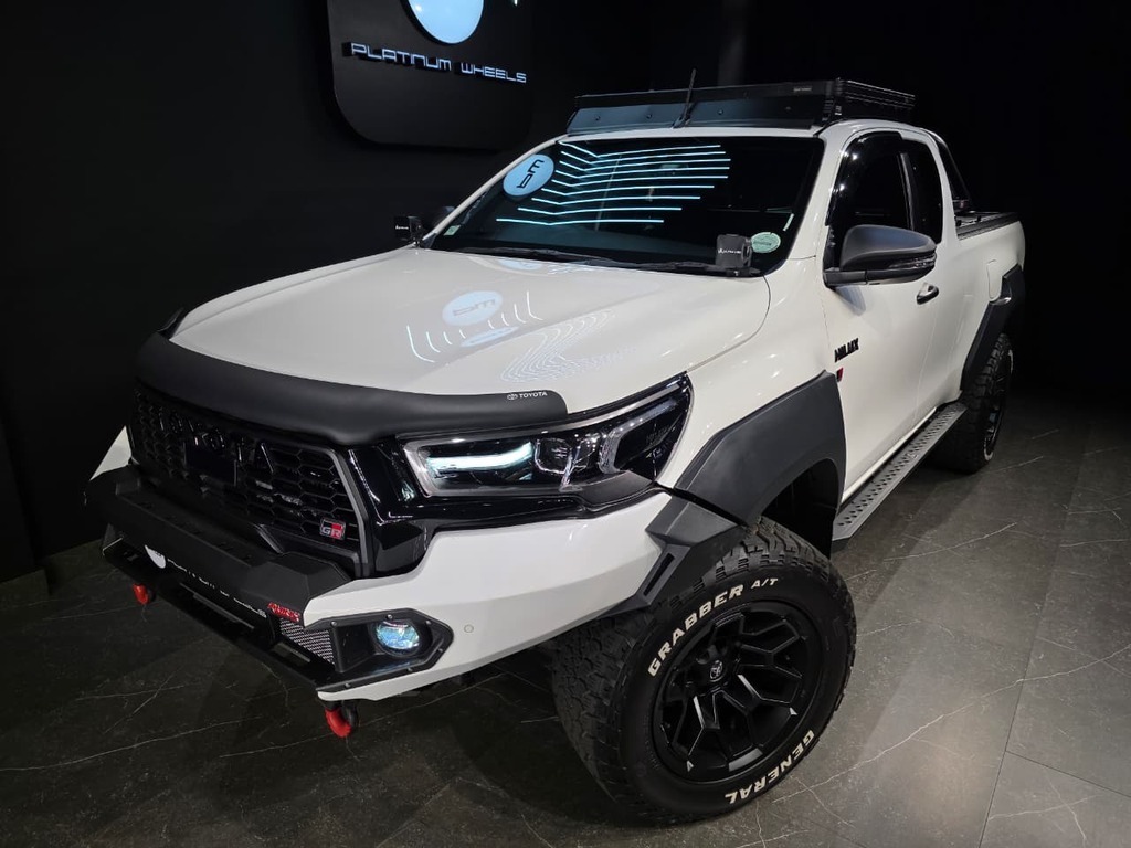 TOYOTA HILUX 2.8 GD-6 RB LEGEND 4X4 A/T P/U E/CAB