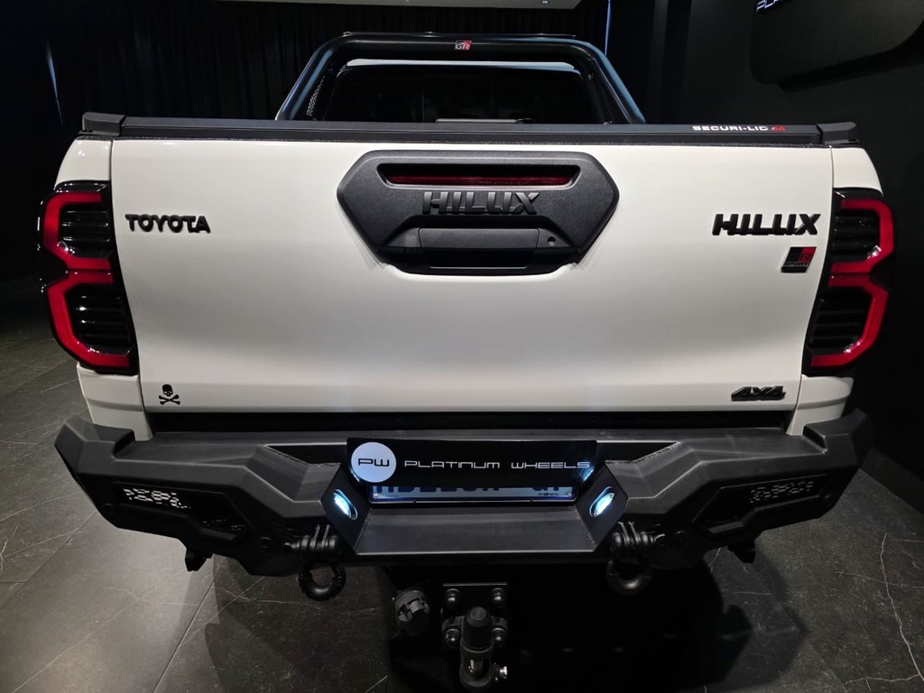 TOYOTA HILUX 2.8 GD-6 RB LEGEND 4X4 A/T P/U E/CAB
