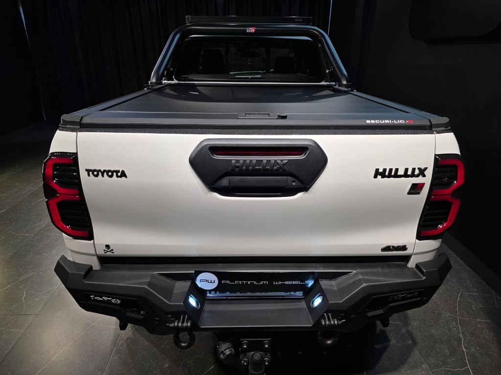 TOYOTA HILUX 2.8 GD-6 RB LEGEND 4X4 A/T P/U E/CAB