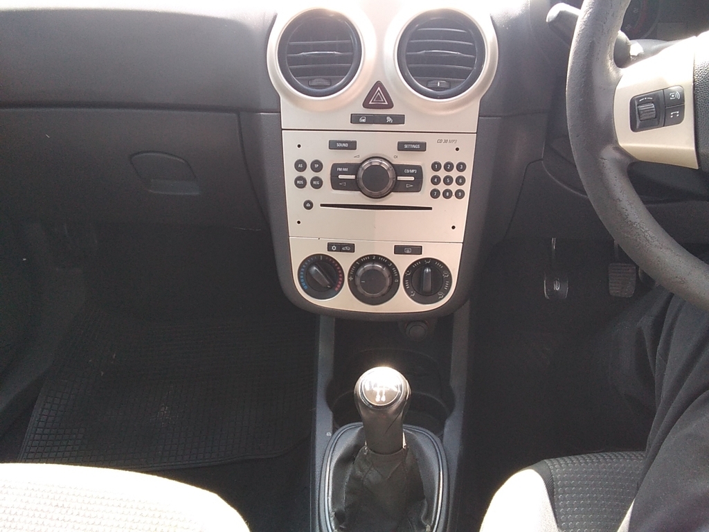 2010 OPEL CORSA, Gold, 186635Kms, Manual, Hatchback, Petrol, R99 995, Goodwood
