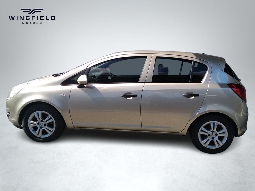 2010 OPEL CORSA, Gold, 186635Kms, Manual, Hatchback, Petrol, R99 995, Goodwood