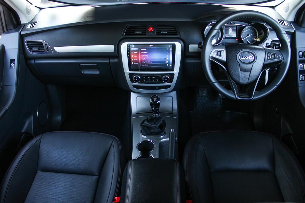 2023 JAC T8, White, 3637Kms, Manual, Bakkie Double Cab, Diesel, R379 995, Goodwood