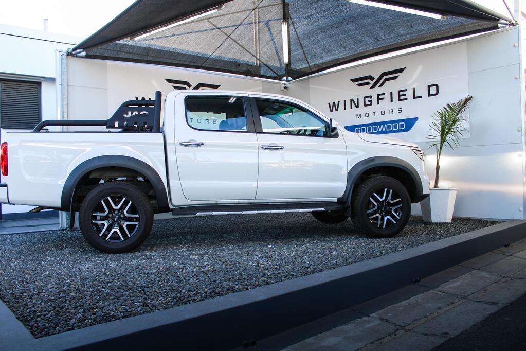2023 JAC T8, White, 3637Kms, Manual, Bakkie Double Cab, Diesel, R379 995, Goodwood