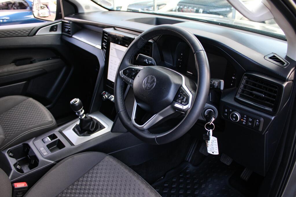 VOLKSWAGEN AMAROK - Image 10