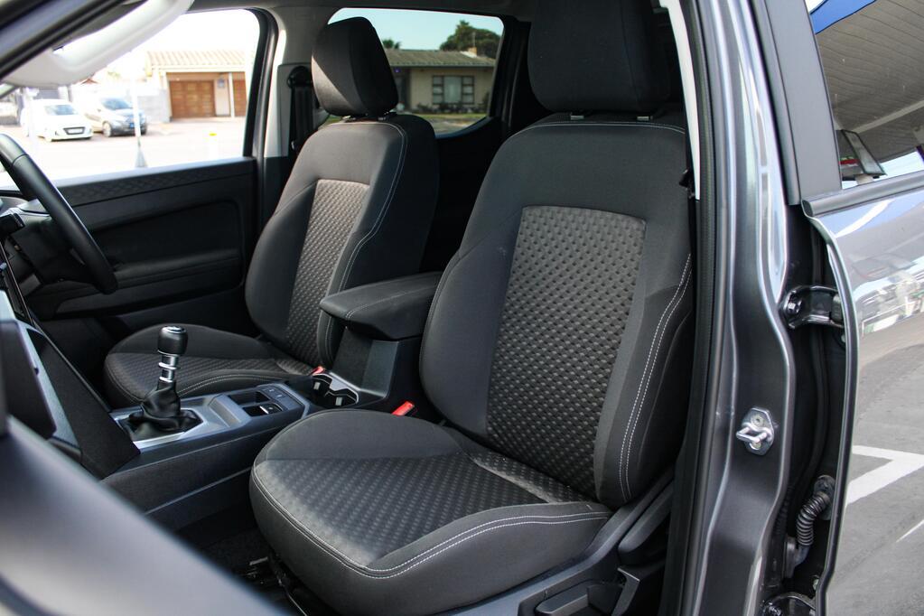 VOLKSWAGEN AMAROK - Image 15