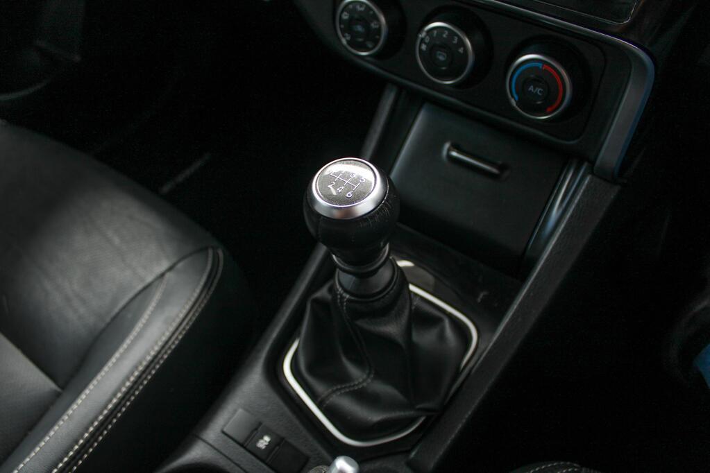 TOYOTA COROLLA - Image 13
