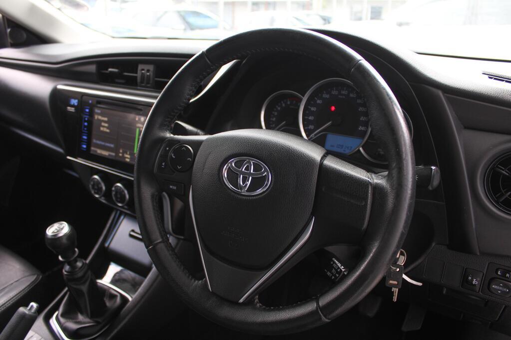 TOYOTA COROLLA - Image 6