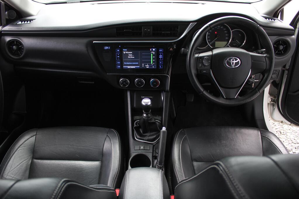 TOYOTA COROLLA - Image 8