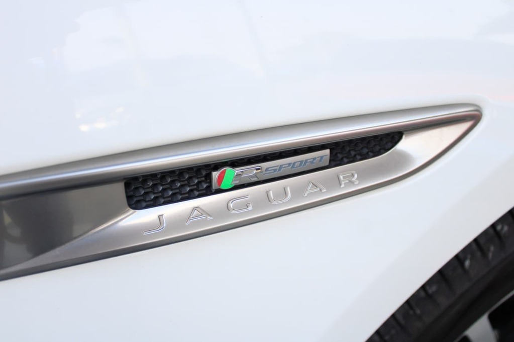 2018 JAGUAR F-PACE, White, 115568Kms, Automatic, , Diesel, R399 995, Goodwood