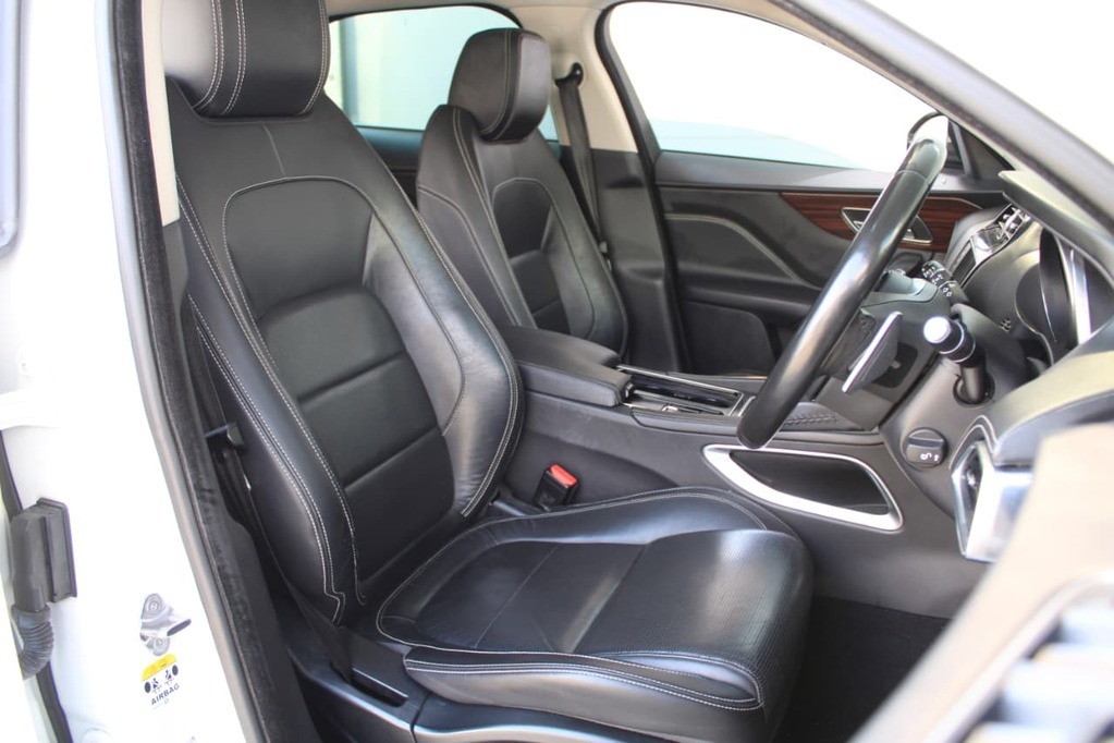 2018 JAGUAR F-PACE, White, 115568Kms, Automatic, , Diesel, R399 995, Goodwood