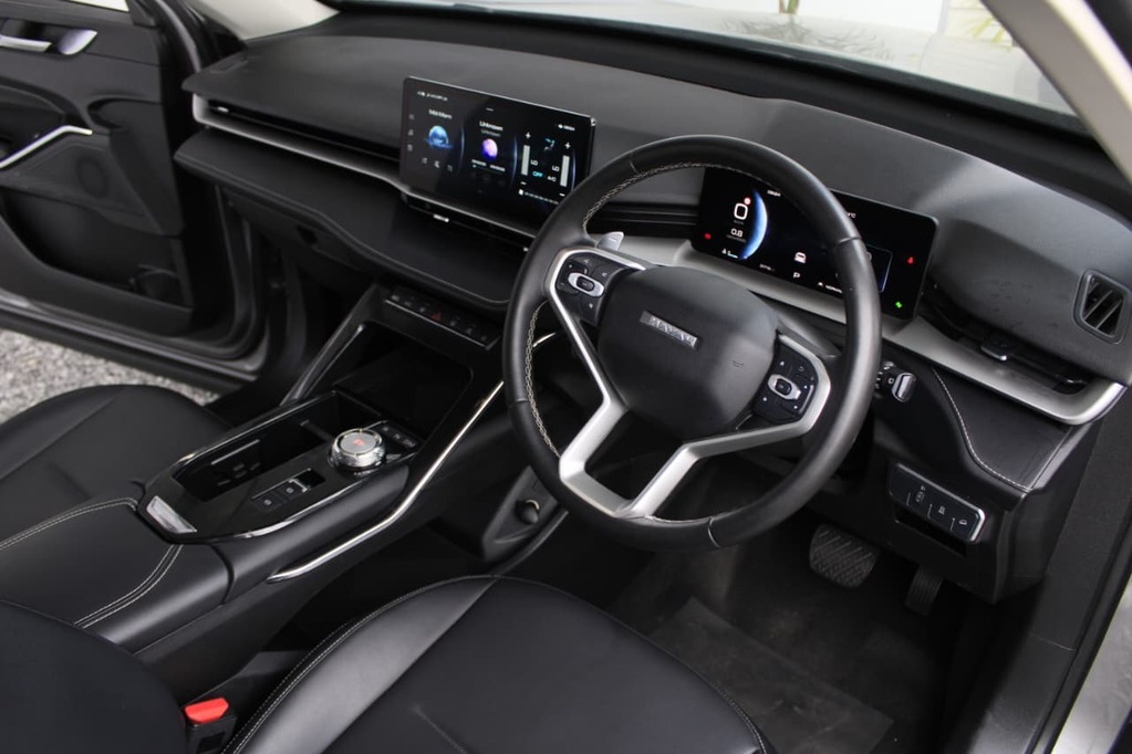 2024 HAVAL H6, Silver, 31694Kms, Automatic, , Petrol, R399 995, Goodwood