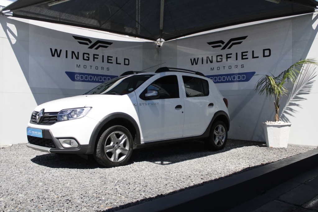 2018 RENAULT SANDERO, White, 122676Kms, Manual, , Petrol, R139 995, Goodwood
