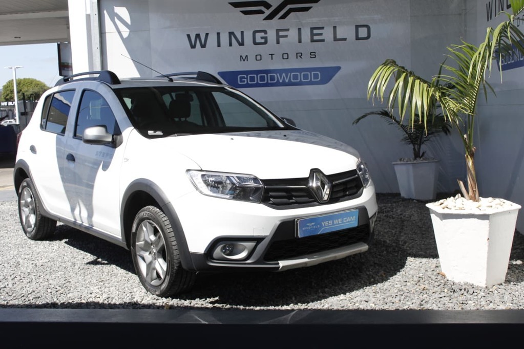 2018 RENAULT SANDERO, White, 122676Kms, Manual, , Petrol, R139 995, Goodwood