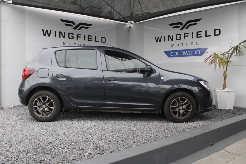 2018 RENAULT SANDERO, Grey, 124479Kms, Manual, , Petrol, R119 995, Wingfield Motors Goodwood