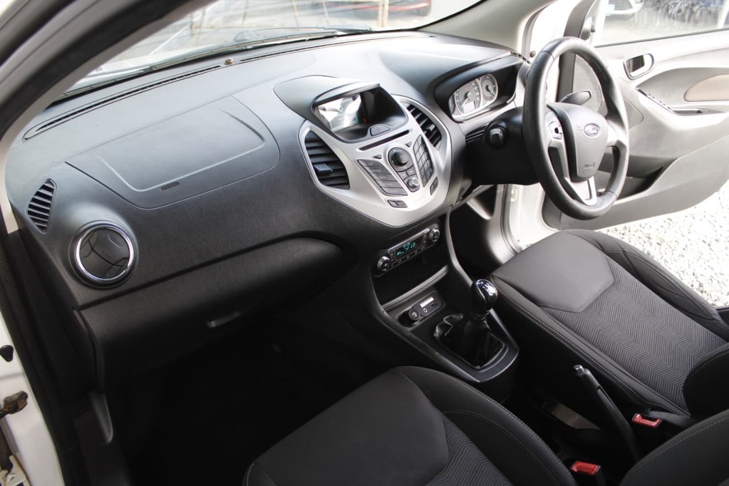 2018 FORD FIGO, White, 115746Kms, Manual, Hatchback, Petrol, R139 995, Wingfield Motors Goodwood