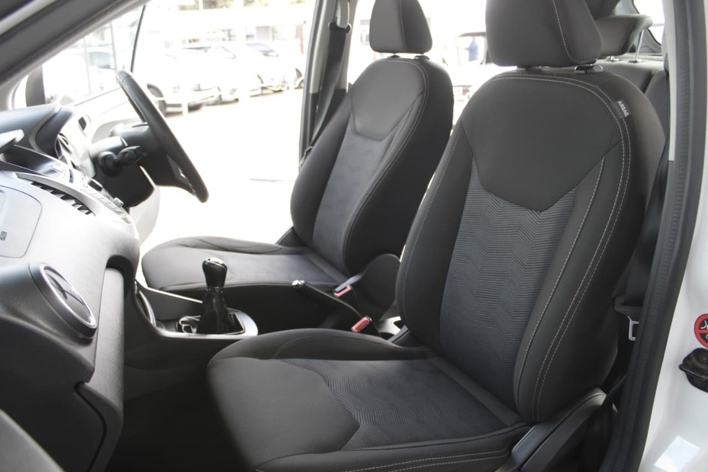 2018 FORD FIGO, White, 115746Kms, Manual, Hatchback, Petrol, R139 995, Wingfield Motors Goodwood