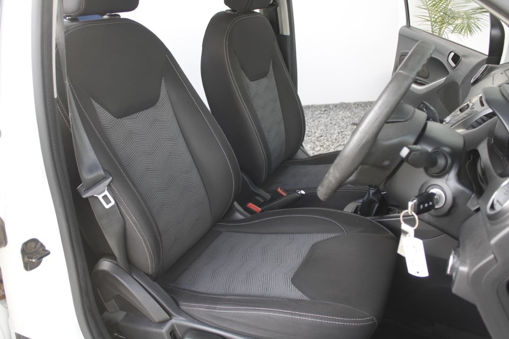 2018 FORD FIGO, White, 115746Kms, Manual, Hatchback, Petrol, R139 995, Wingfield Motors Goodwood